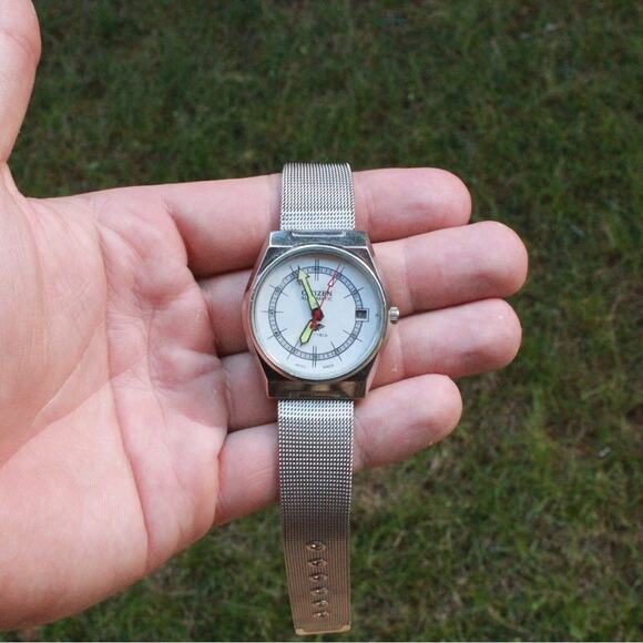 Vintage 1972 Citizen Automatic Mens Silver Watch W/daydate & White accents - Picture 1 of 12